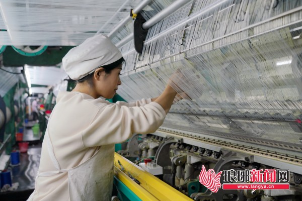 “织”造“经”彩——临沂市纺织产业加快转型升级正当时(图2)